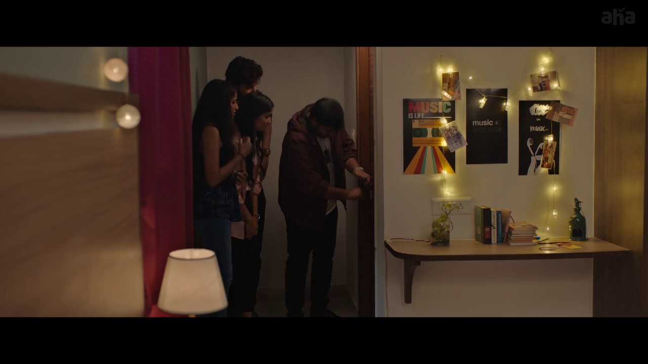 Pyaar Dosti Aur Ek Chor 2024 WEBRip Hindi 1080p x264 AVC DDP 5.1 ESub.mkv.0002